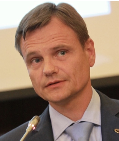 Олег Бакун